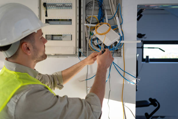 Best Affordable Emergency Electrician  in Bunk Foss, WA